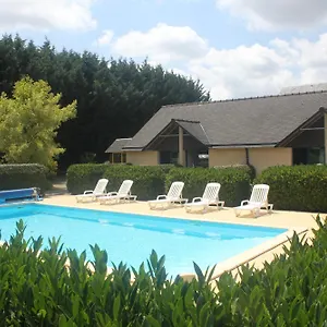 https://les-dineux-village.inbrittany.com