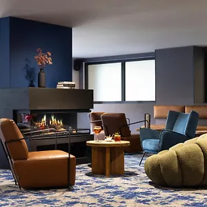 hotel-residence-spa-vacances-bleues-la-villa-du-lac.hotels-rhonealpes.com/